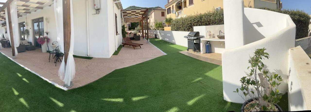 Le Residenze Del Mare Affittacamere La Caletta Exterior photo