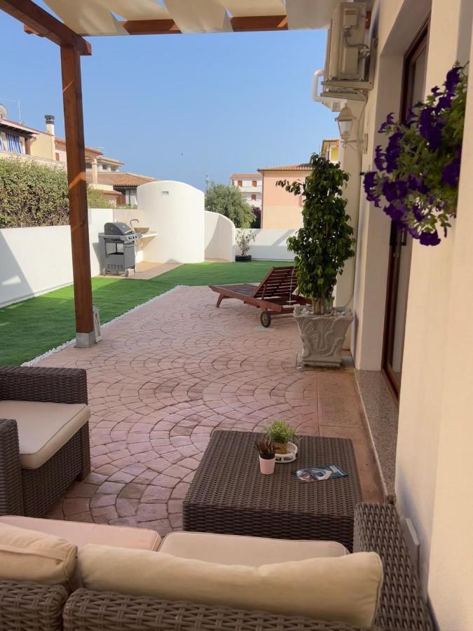 Le Residenze Del Mare Affittacamere La Caletta Exterior photo