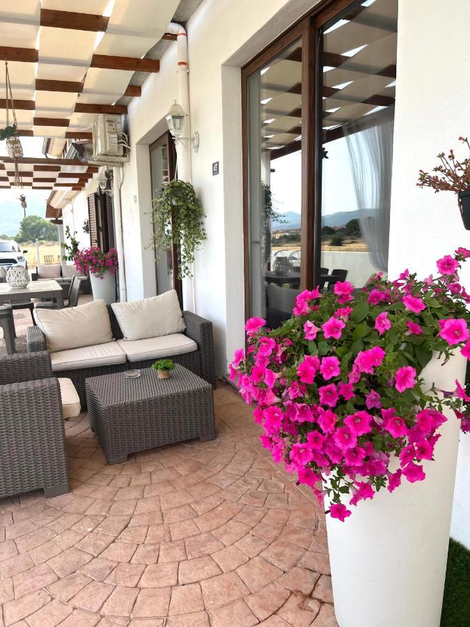 Le Residenze Del Mare Affittacamere La Caletta Exterior photo