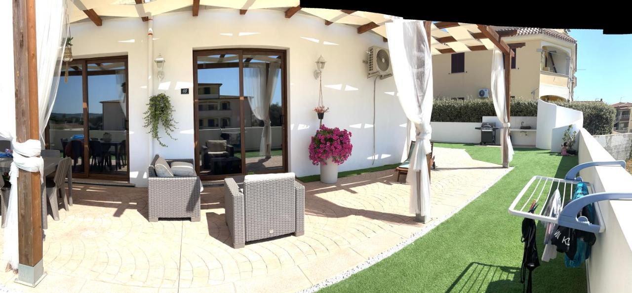 Le Residenze Del Mare Affittacamere La Caletta Exterior photo