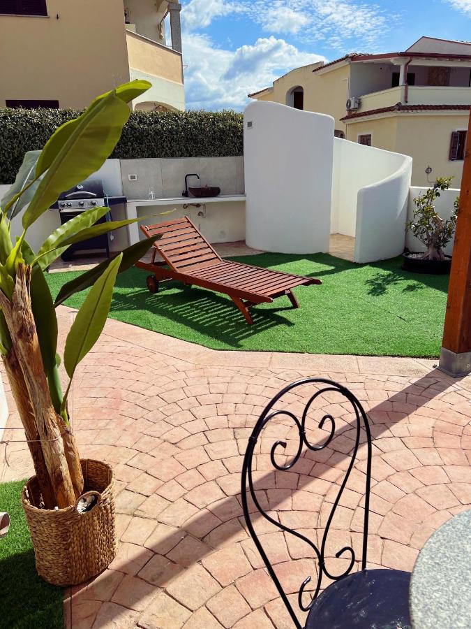 Le Residenze Del Mare Affittacamere La Caletta Exterior photo